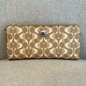Coach Peyton Signature Slim Zip Around Leather Wallet in Tan/Cream Print